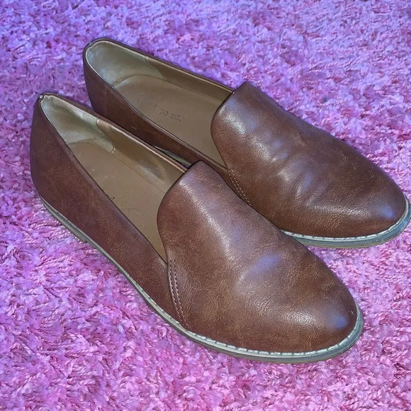 Franchesca’s Indigo Rd Brown Loafers - Picture 1 of 5